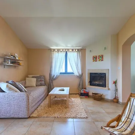 Fuer 6 Personen Ca 800 Qm In Barban, Istrien Bucht Von Rasa Holiday home